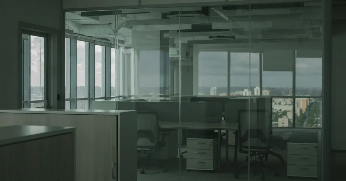 Protéger ses locaux commerciaux : solutions de serrurerie